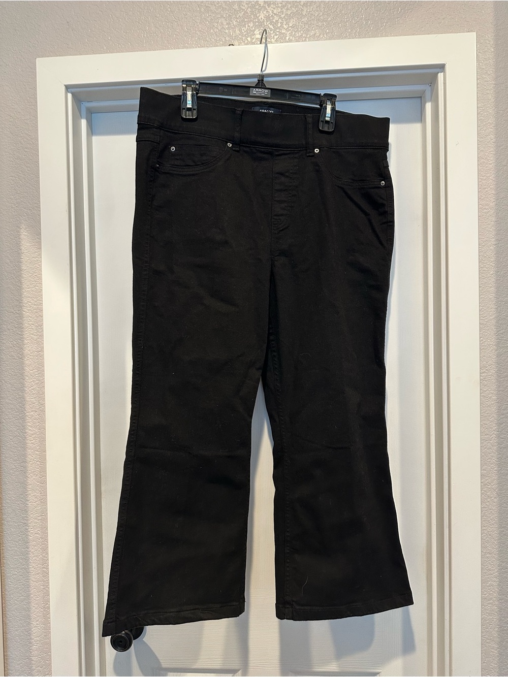 SPANX Black 2X Pull-On Kick Flare Cropped Jeans